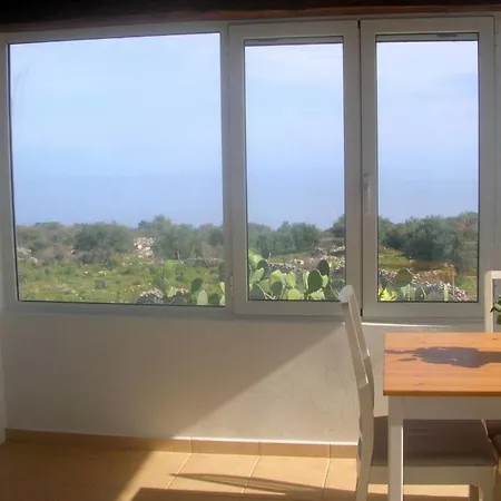 Iremia Sleeps 4 With Sea View * Chania (Crete)