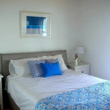 Iremia Sleeps 4 With Sea View