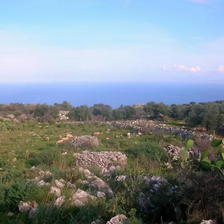 Iremia Sleeps 4 With Sea View